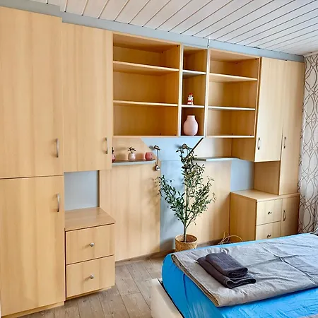 Stylish Near Airport *